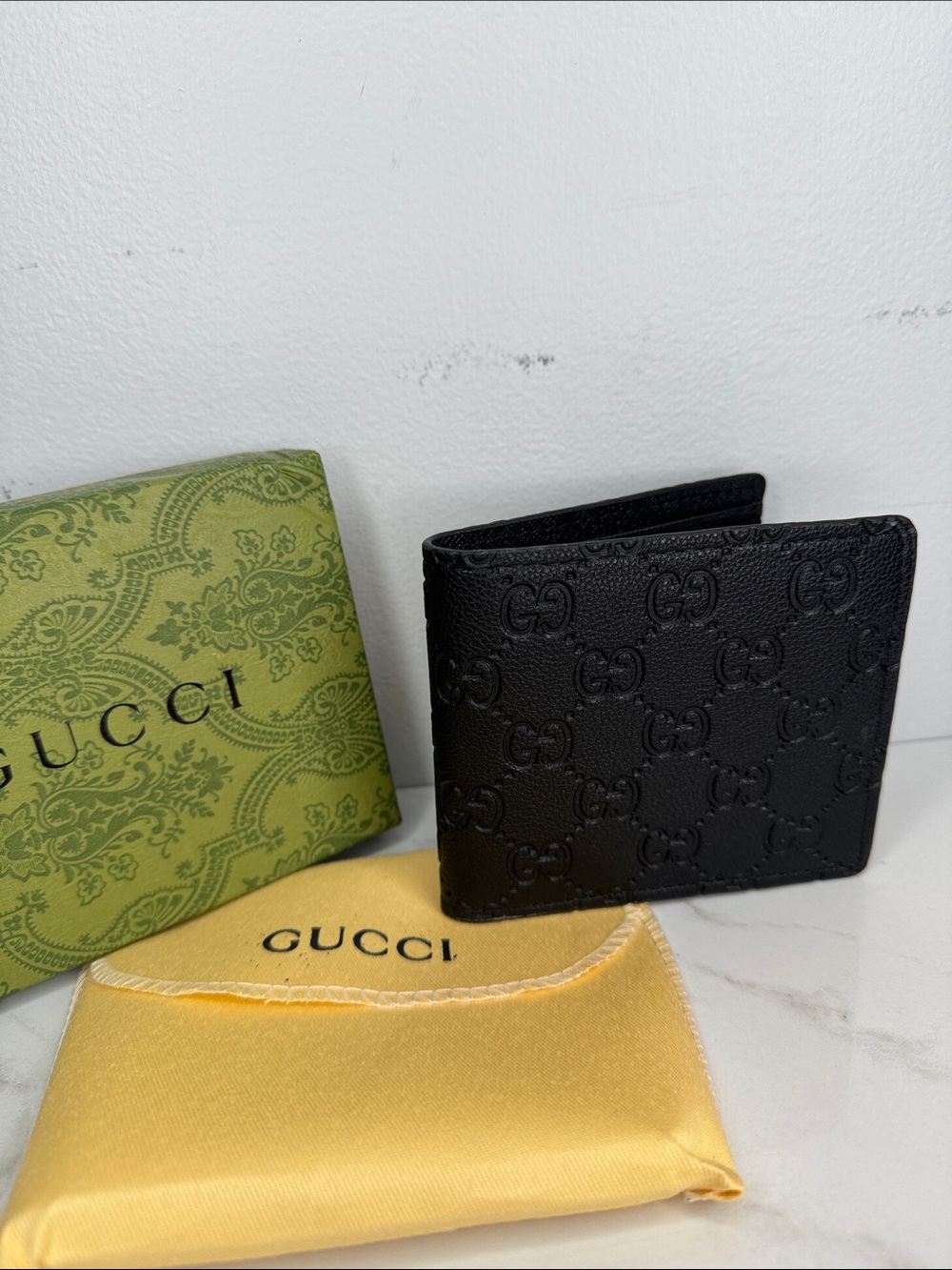 Men’s Bifold Wallet - Picture 2 of 5